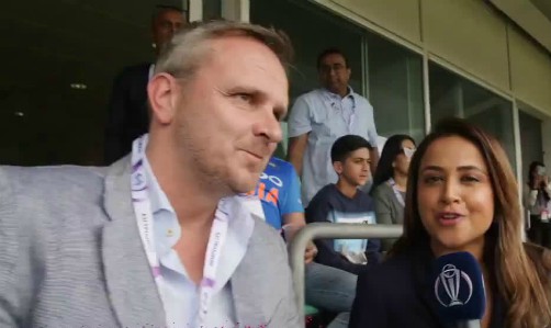 Hamann Watching Cricket